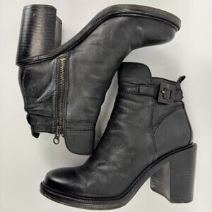 Elizabeth & James Black Leather Ankle Boots Size 8 Chunky Heel Zipper Closure